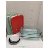 3cnt Pyrex Baking Dishes with Lids and Misc