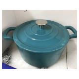Cast Iron Dutch oven, Chipped, Food Network