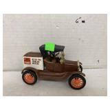 Ertl metal 1916 Ford model T Runabout bank