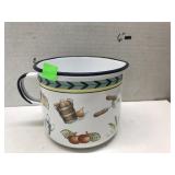 Vntg Villeroy & Boch Enamelware Pitcher