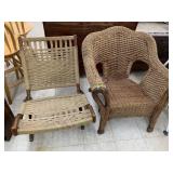 2cnt Chairs - Bottom Broke - See Pics