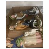 Figurines