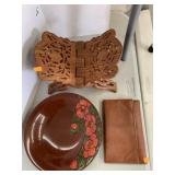 Wooden Stand, Bowl, Wallet?