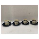 4cnt blue and White Cups and Plates