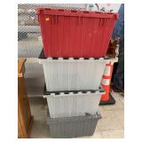 4cnt Totes, all cracked / have holes