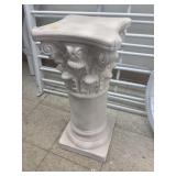 Column Pedestal Stand