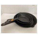 3 Cast iron skillets