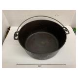 Griswald Cast Iron Pot, Cracked