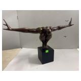 Sculpture - Resin? - fingers broke