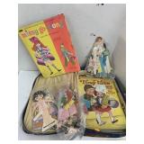Paper dolls