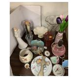 Group of angel, vases, decor