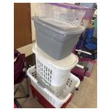 Totes & Laundry Baskets