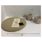 Pampered Chef baking stone & Longaberger bowls