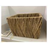 Basket, apple decor, misc
