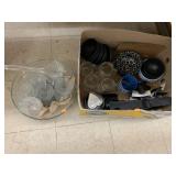 Kitchen items, punch bowl
