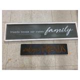 2cnt Wooden Friends Signs
