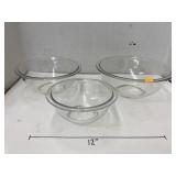 3- set Pyrex glass mixing bowls