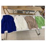 4cnt sweaters, size XL