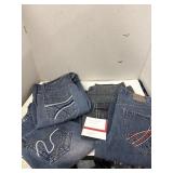 4  cnt Jean Shorts - size 32