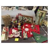 Vintage Christmas Items Lot