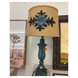 Vntg lamp w/burlap covered shade