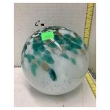 Gazing globe