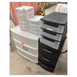 5 Plastic Storage Containers