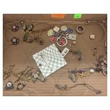 Jewelry - Earrings / Misc