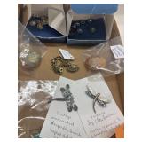 Jewelry - Brooches / Pins / Misc