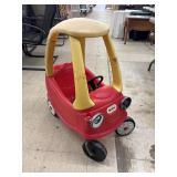 Little Tikes Cozy Coupe foot-to-floor toddler