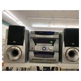 Bookshelf Stereo, 5 Disc, Cassette, Radio, RCA,