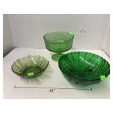 Vntg green glass bowls