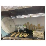 Misc, Mr Mrs Signs, Picture Frames, Paper