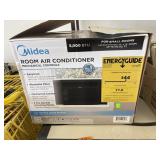 Room Air Conditioner - Used - works - no remote