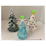 Trio Christmas trees (2-light up)