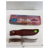 Knife w/ Sheath - Old Buck K