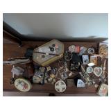 Jewelry and collectables