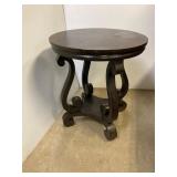Bellamy Round Accent Table 26' x 29' high