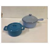 2 enameled cast iron pots