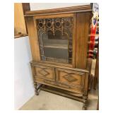 Reitzels Retro China cabinet, 1 pce, wood castors