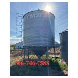 Twister Hopper Bottom bin 1750 +/- Bushels