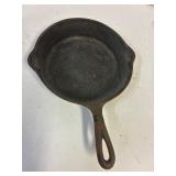 T. Eaton No 5 cast iron fry pan