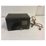 Northern Electric battery radio. Bakelite cabinet
