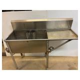 Stainless steel sink  50' x 19 x 34' high