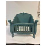 Cast iron fireplace basket. Missing bottom grate.