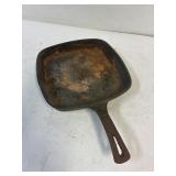 Wagner 9' square cast iron skillet