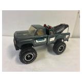 Metal Tonka tow truck. 14' long.