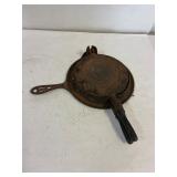 Andresen & Co cast iron waffle maker