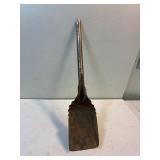 Ash shovel