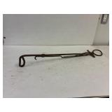 Antique spring loaded retriever